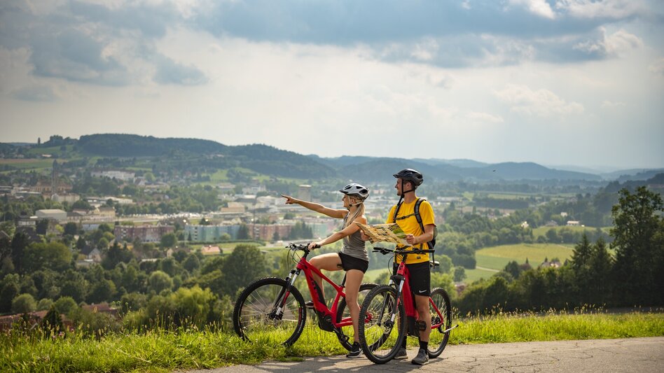 Cycling Cycling Star Tour Day 1 of 5 - The Castle and Pilgrimage Tour (Radsternfahrt Tag 1 von 5 - Die Burg- und Wallfahrtstour) - Touren-Impression #2.2 | © Thermen- & Vulkanland