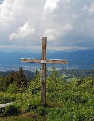 Gipfelkreuz Schwarkogel | Nadja Roßpaintner | © TV Hochsteiermark