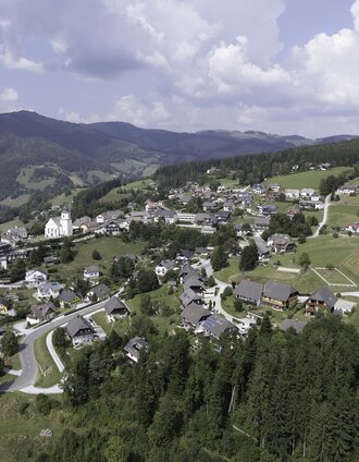 st._kathrein_am_offenegg_ortsbild_drohne_almenland_kurt_elmleitner_mittel.jpg | K. Elmleitner | © Oststeiermark Tourismus