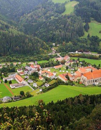 Blick auf Neuberg und das Stift | Andreas Steininger | © TV Hochsteiermark