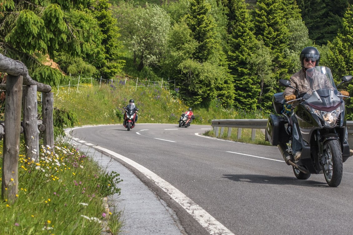 Panoramic Tours/Themed Routes Around the Zirbitzkogel -  Motorrad/ Oldtimer - Touren-Impression #1 | © Erlebnisregion Murtal