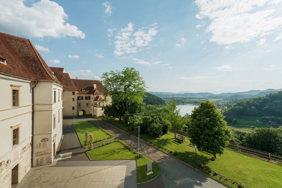 Hiking Route Panorama Gallery Sulmtal Sausal - Art & Wine No. 6 (Eastern Route) - Touren-Impression #1 | © Schloss Seggau, Kristoferitsch