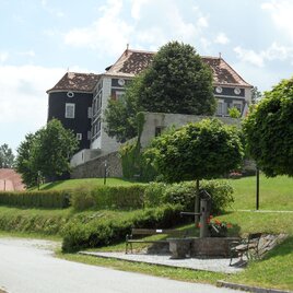 Aichberg Castle | © Oststeiermark Tourismus