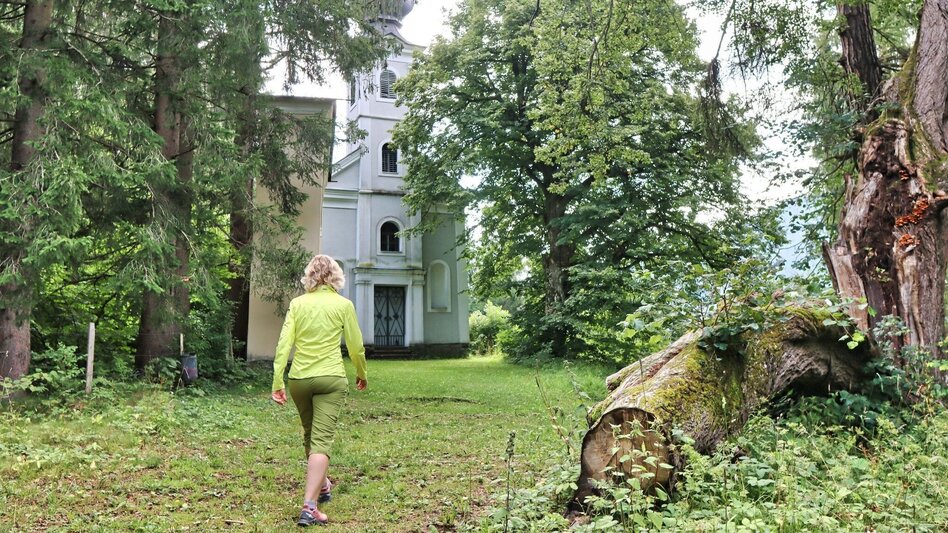 Wanderung Rundwanderweg zur Kalvarienbergkirche und zur Jausenstation Hoanzl - Touren-Impression #2.4 | © Weges OG