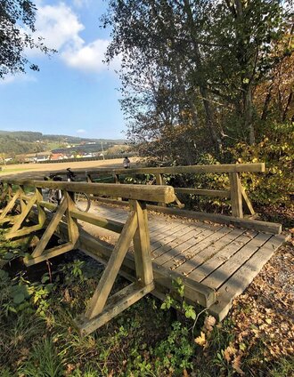 Brücke über die Feistritz, Apfelland in der Oststeiermark | Christine Pollhammer | © Oststeiermark Tourismus