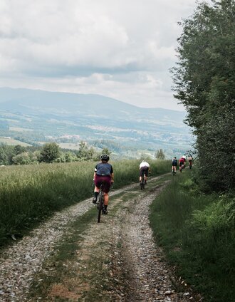 Gravelbiker_Forstweg_Oststeiermark | Christoph Lukas | © Oststeiermark Tourismus