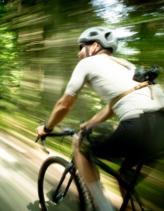 Gravelbiker_Oststeiermark | Martin Granadia | © Oststeiermark Tourismus