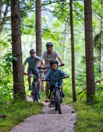 Mountainbiken auf dem Madame Flow Trail | Christoph Oberschneider | © Erlebnisregion Schladming-Dachstein