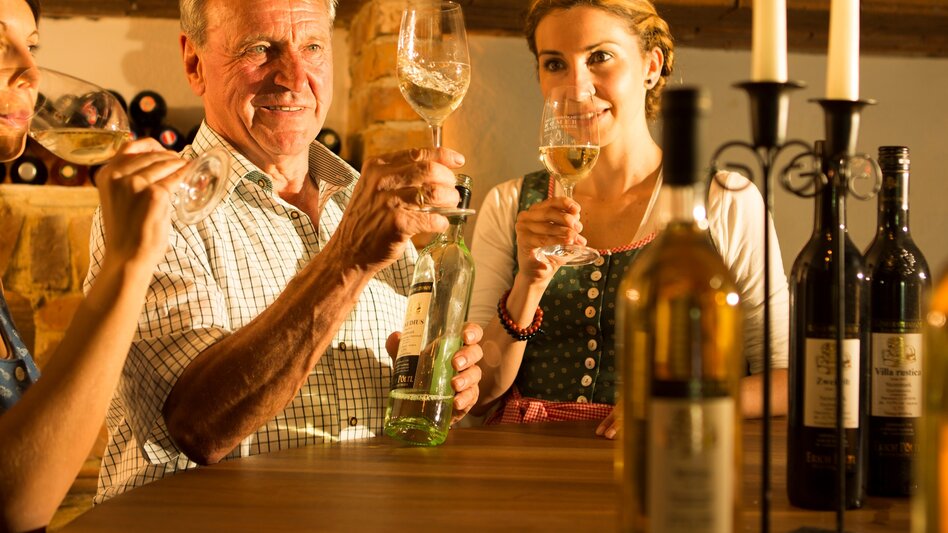 Panoramic Tours/Themed Routes Eastern Styrian Roman Wine Route - Touren-Impression #2.7 | © Oststeiermark Tourismus