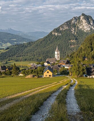 Blick auf Pürgg | Gerhard Pilz | © Erlebnisregion Schladming-Dachstein