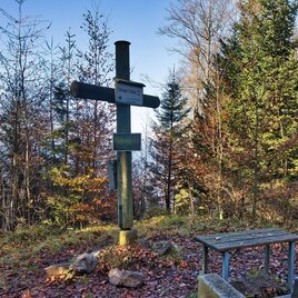 Gipfelkreuz Hochtrötsch, 1239 m | © Weges OG