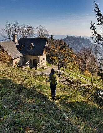 Mühlbacher Hütte auf 994 Metern | Weges OG | © Weges OG