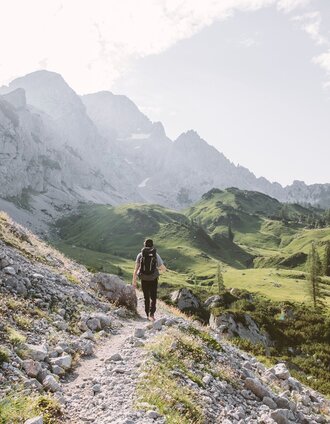 Wanderung Richtung Sulzenschneid | Marion V. Payr @ladyvenom | © Erlebnisregion Schladming-Dachstein
