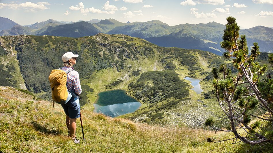 Mountain Hike Circular hike featuring Alpine lakes - Touren-Impression #2.1 | © © Weges