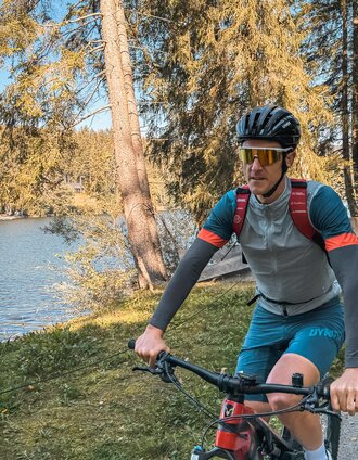 Mountain Biking Along Packer Stausee | netWERKER | © Region Graz