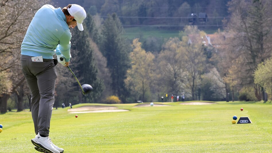 Lukas Nemecz schlägt am GC Murhof ab