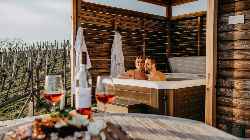 Entspannen im Weingarten-Resort Unterlamm Loipersdorf****
