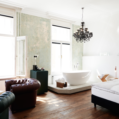 © Florian Weitzer Hotels & Restaurants | Florian Weitzer Hotels & Restaurants