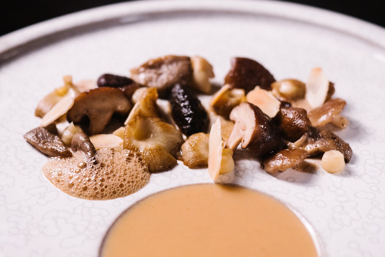 Gericht von Christoph Mandl | © SAZIANI Restaurant & Hotel | Zanshin Kuge