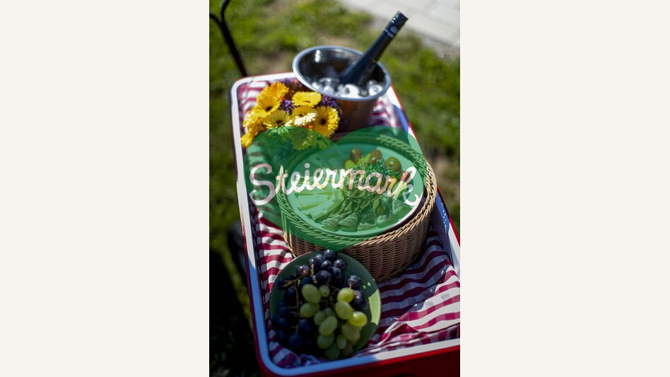 Buschenschank snack  | © Steiermark Tourismus | Tom Lamm
