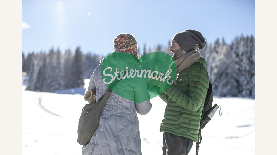 Warming up while walking on the Frauenalpe at  | © Steiermark Tourismus | Tom Lamm