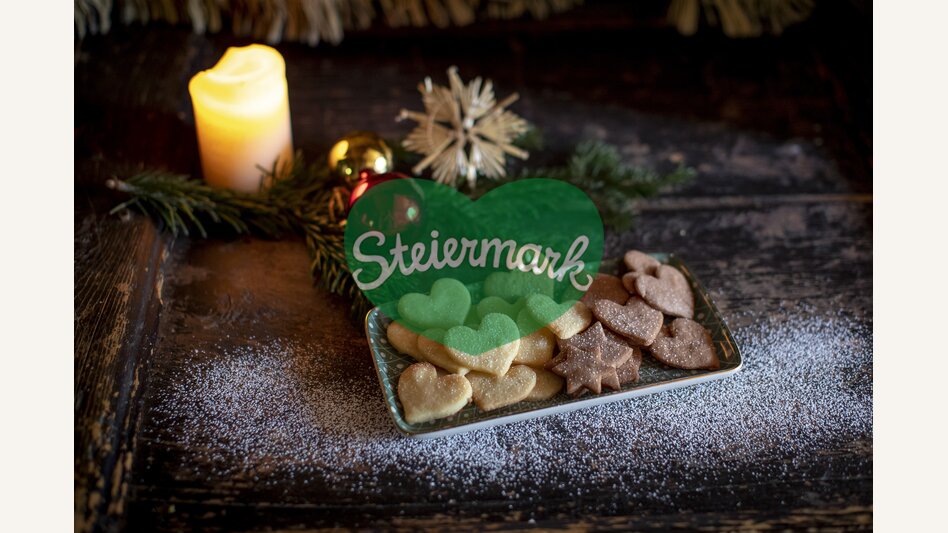Baking cookies in advent | © Steiermark Tourismus | Tom Lamm