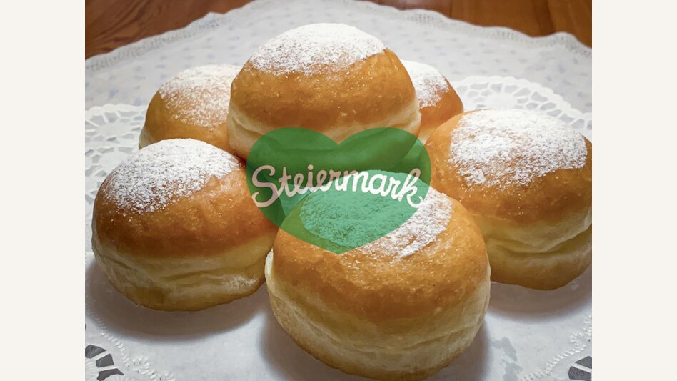 homemade carnival doughnuts | © Steiermark Tourismus | Ute Hödl