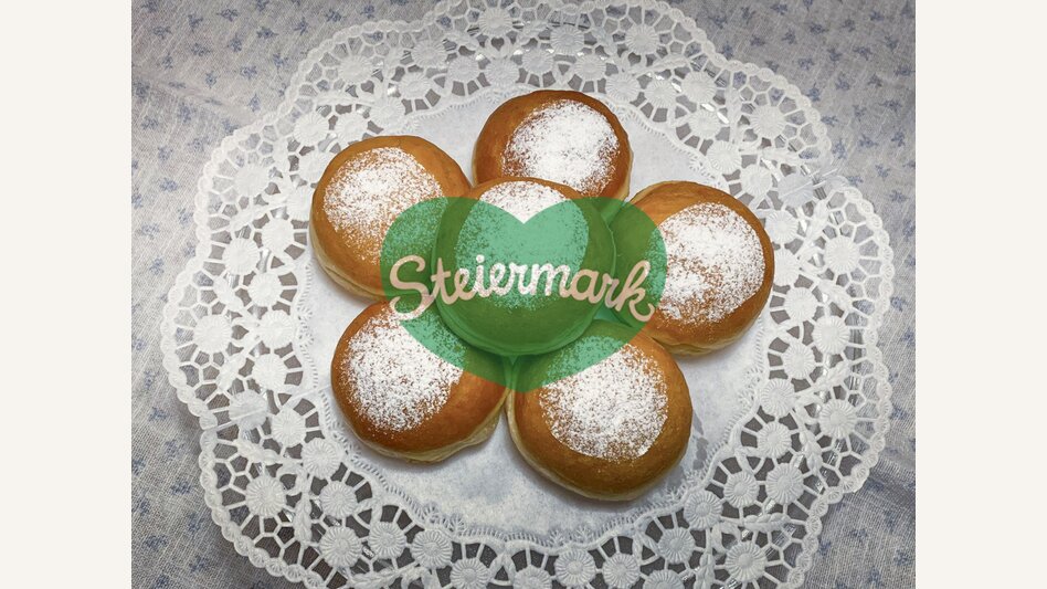 homemade carnival doughnuts | © Steiermark Tourismus | Ute Hödl