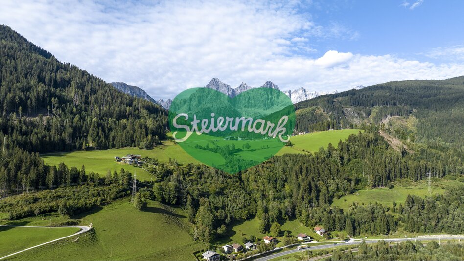 View into the Gesäuse | © Steiermark Tourismus | Tom Lamm