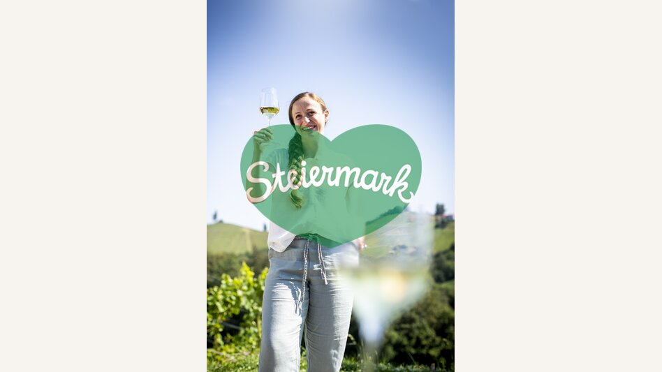 Enjoyable break in the middle of the South Styrian vineyards | © Steiermark Tourismus | Tom Lamm