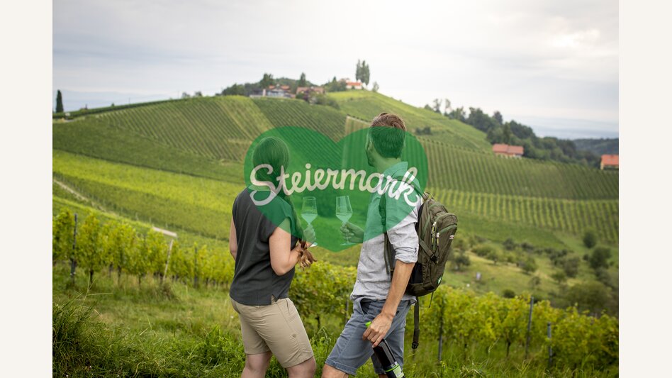Enjoyable break in the middle of the South Styrian vineyards | © Steiermark Tourismus | Tom Lamm