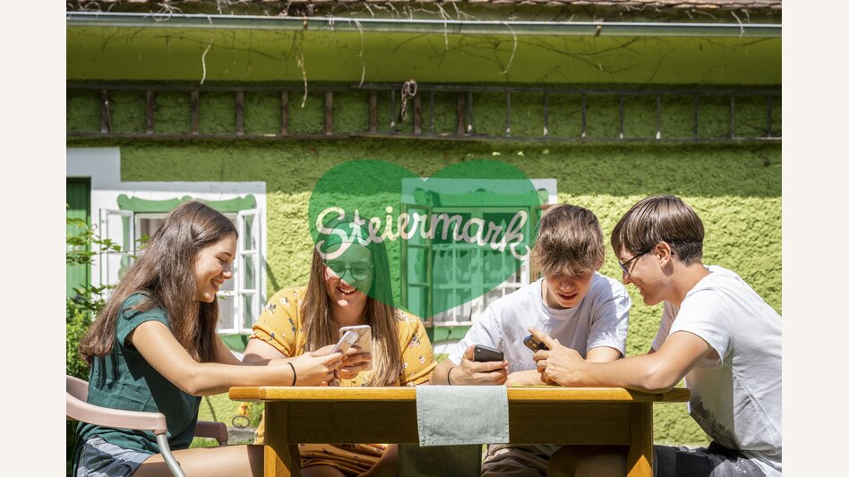 Bestimmt werden hier Urlaubsgrüße an die Lieben zu Hause verschickt | © Steiermark Tourismus | Jesse Streibl