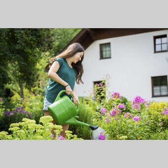 garden fairy at work | © Steiermark Tourismus | Jesse Streibl