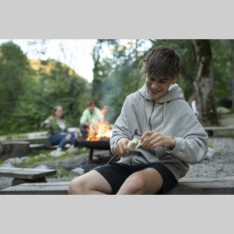 Plug bread for snack today | © Steiermark Tourismus | Jesse Streibl