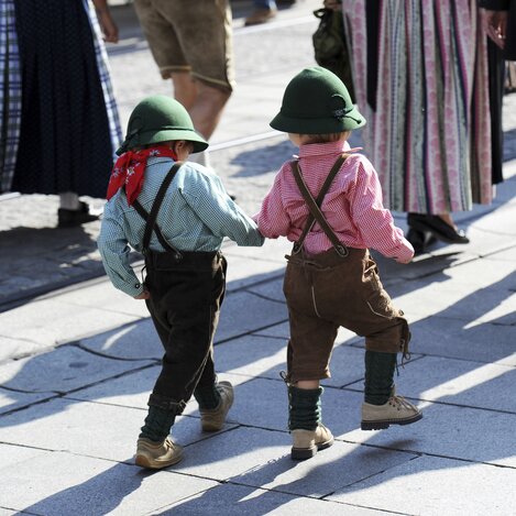 Tracht tragen | © STG | Gery Wolf