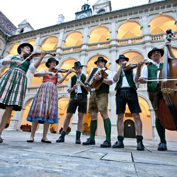 Musik in Graz, Landhaus-Innenhof