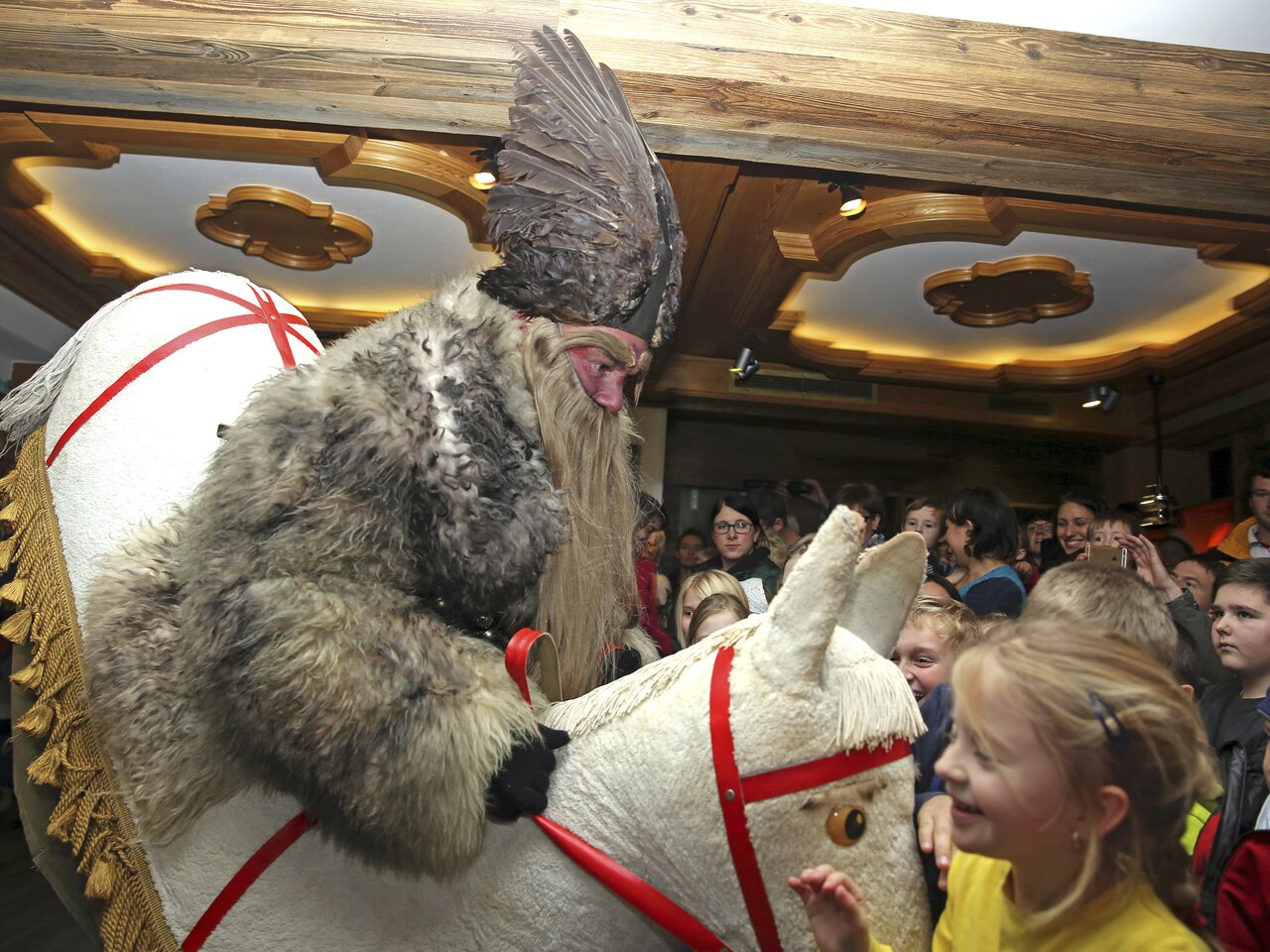 Nikolo performance in Krungl, Bad Mitterndorf 