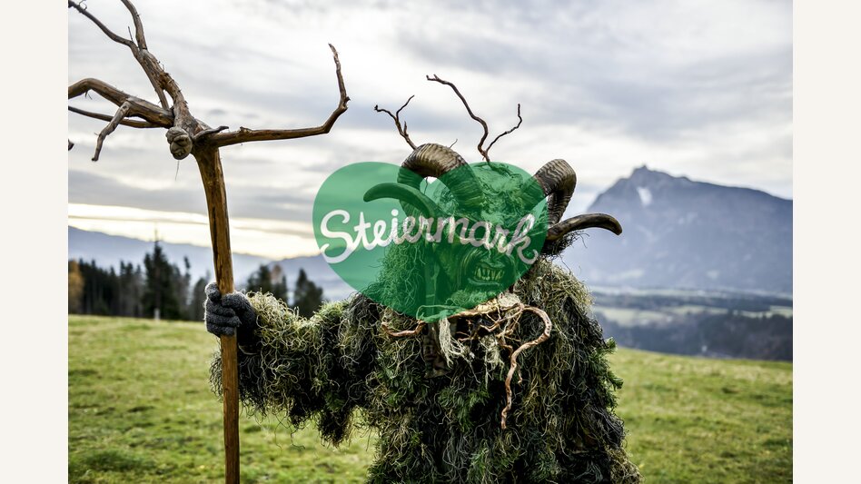 Krampusspiel in Öblarn (Grasteufel): Immaterielles Weltkulturerbe der UNESCO | © Öblarner Krampusspiel | H. J. Danklmayer