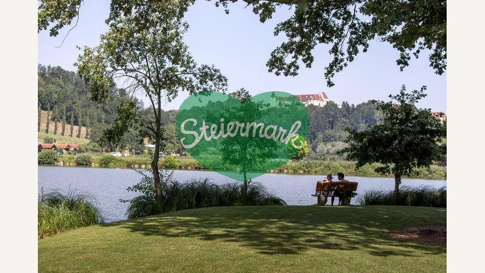 Campingplatz Sulmsee mit Schloss Seggau | © Camping Steiermark | Tom Lamm