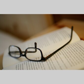 Vacation time is reading time | © Steiermark Tourismus | Schiffer-Symbol