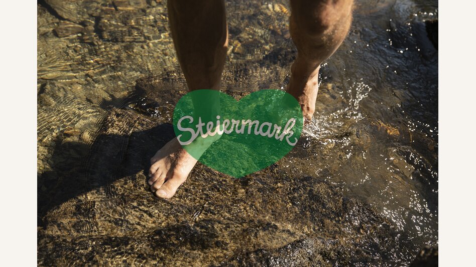 Time out in the spring water | © Steiermark Tourismus | Punkt & Komma