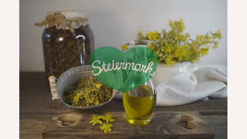 Joannis wort oil homemade | © Heilthermen Resort Bad Waltersdorf | Karina Dienbauer