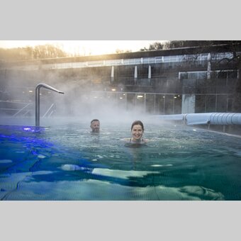 Therme der Ruhe Bad Gleichenberg Außenbereich | © STG | Tom Lamm