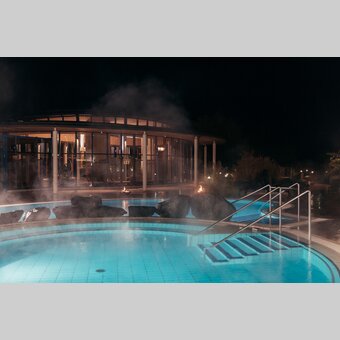 Therme Loipersdorf im Winter | © Therme Loipersdorf | Heldentheater