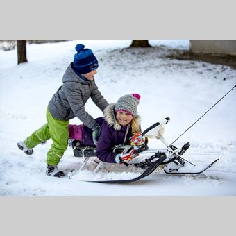 Uphill tobogganing | © Steiermark Tourismus | Tom Lamm