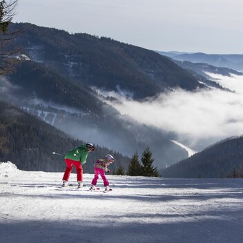 Skifahrer-Nachwuchs auf der Brunnalm | © STG | Tom Lamm