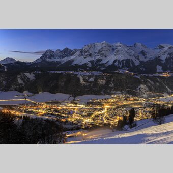 Twilight hour in Schladming, winter | © Steiermark Tourismus | photo-austria.at
