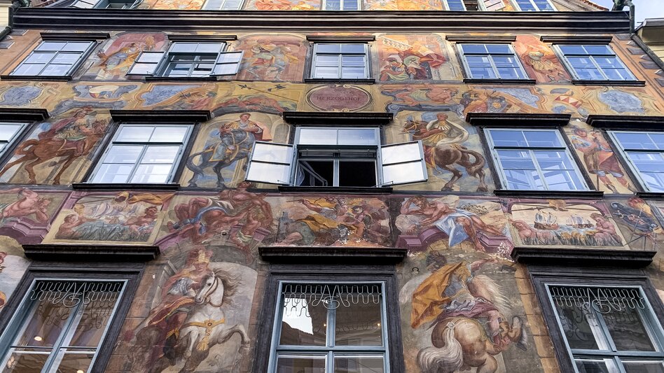 Bemaltes Haus in der Herrengasse in Graz
