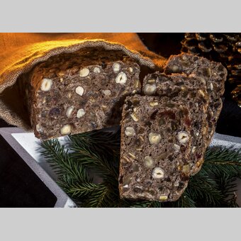 Dried pear bread from Ramsau am Dachstein | © Steiermark Tourismus | photo-austria.at
