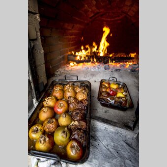 Bratäpfel im Steirischen Advent, Adventmarkt in Semriach | © STG | Tom Lamm